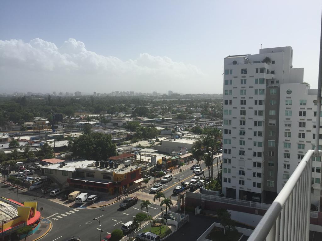 Marbella Del Caribe Beachfront Apartment San Juan Exterior photo